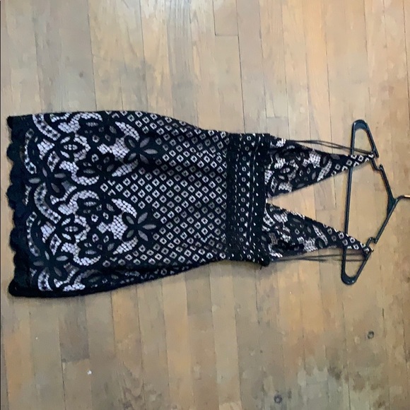 Black lace Stylestalker mini dress - Picture 3 of 5
